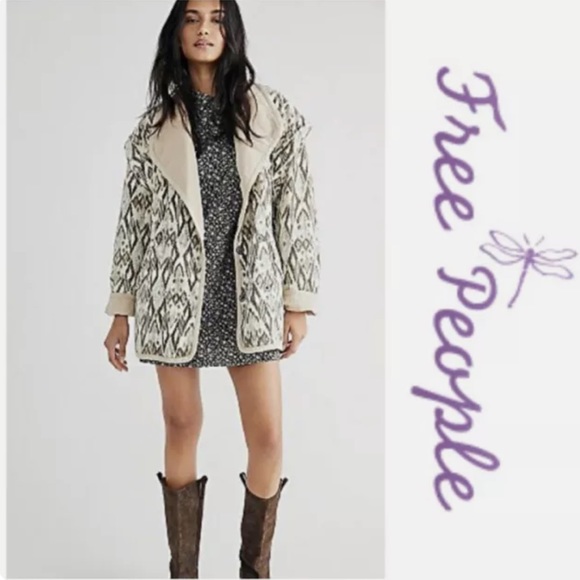 SOLD✨FREE PEOPLE Ada Quilted Ivory White Aztec Printed Jacket (Small) NWOT $298 - Picture 1 of 10